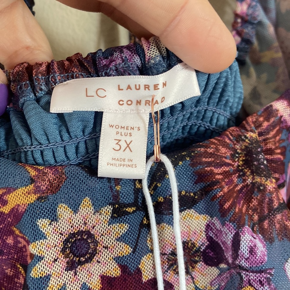 Blue Purple Floral Lauren Conrad Sheer Stretchy Top long sleeve 3x plus - Picture 3 of 7